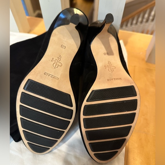 Cole Haan Nike Air Talia Black Suede Pull on Boots size 6B EUC - Picture 2 of 4